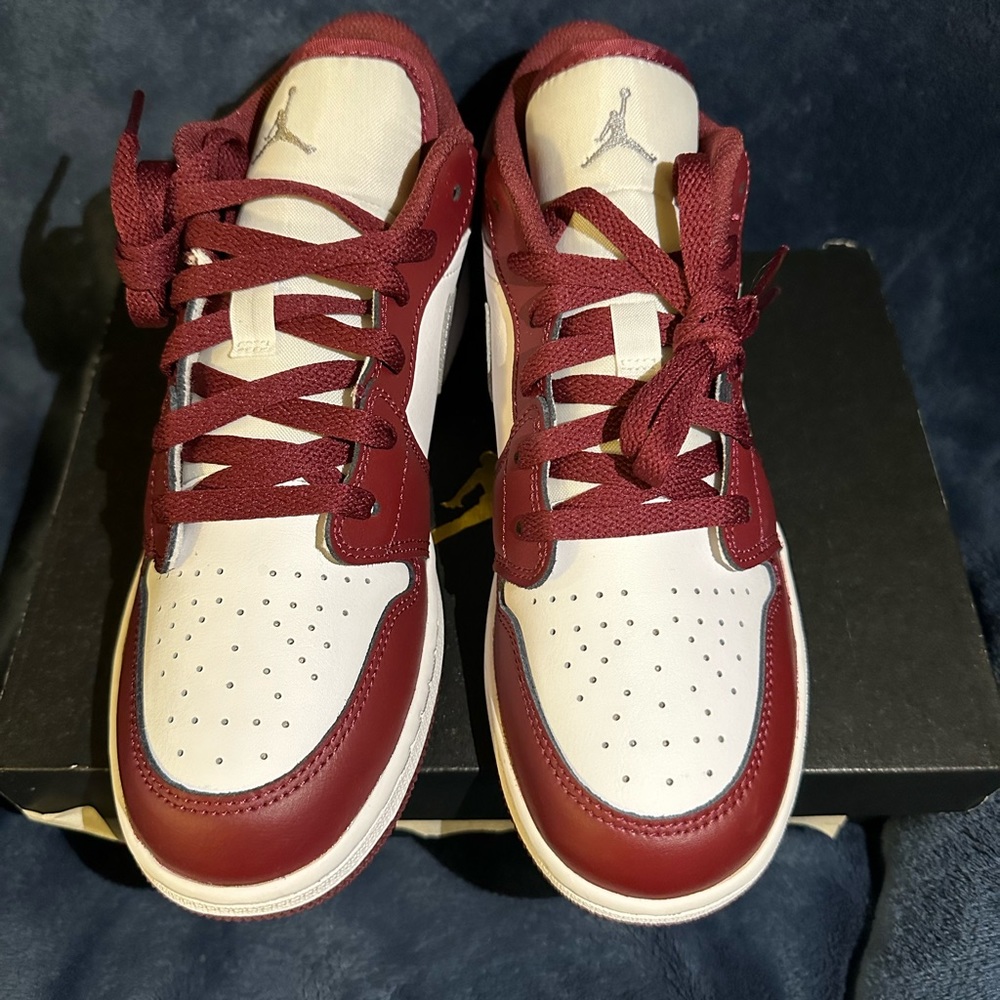 **BRAND NEW** Air Jordan 1 Low